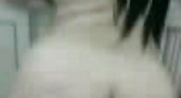 phim sex nhat ban khong che Brunette pissing từ niềm vui khi quay lén gái xinh tắm gà trong ass.